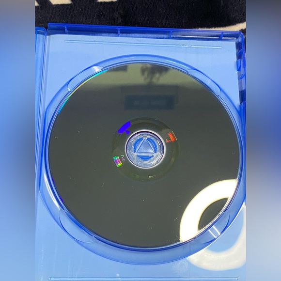 PS4 NFS Heat - Used - Picture 3 of 4